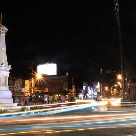 Urbanview Stay @H Jakal By Reddoorz Yogyakarta Bagian luar foto